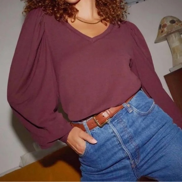 nation ltd tabitha v-neck puffed long sleeve shirt - Picture 1 of 9